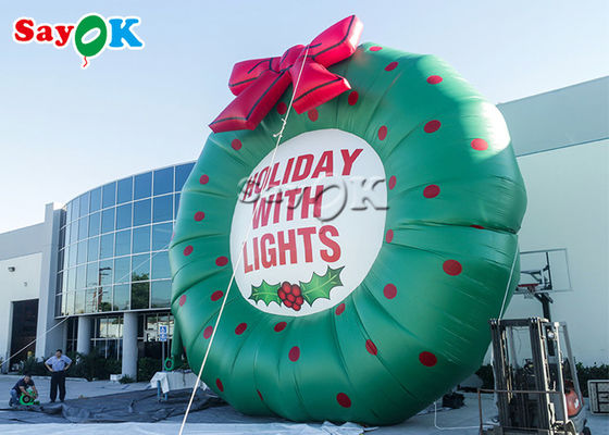Coronilla de Navidad inflable verde ODM para exhibición al aire libre